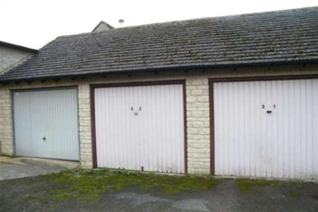  Image of 3 bedroom Detached house to rent in Blackditch Stanton Harcourt Witney OX29 at Witney, OX29 5SB
