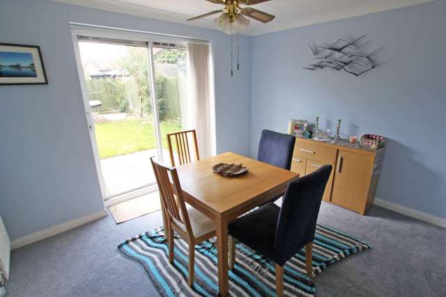  Image of 4 bedroom Detached house for sale in Blackwater Way Didcot OX11 at Blackwater Way  Didcot, OX11 7RL
