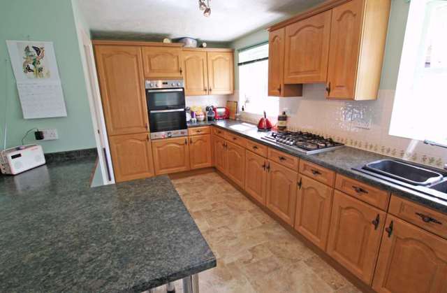  Image of 4 bedroom Detached house for sale in Blackwater Way Didcot OX11 at Blackwater Way  Didcot, OX11 7RL