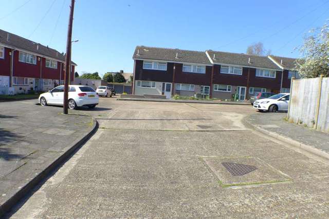  Image of 3 bedroom Terraced house for sale in Blair Close Sidcup DA15 at Blair Close  Sidcup, DA15 8SU