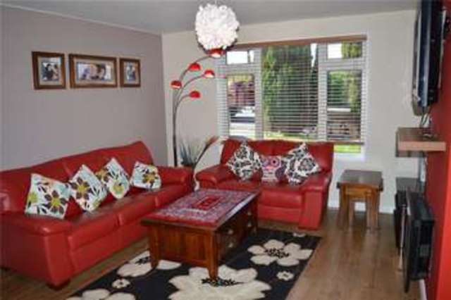  Image of 3 bedroom End of Terrace for sale in Blandford Road Reading RG2 at Reading Berkshire Whitley, RG2 8RA