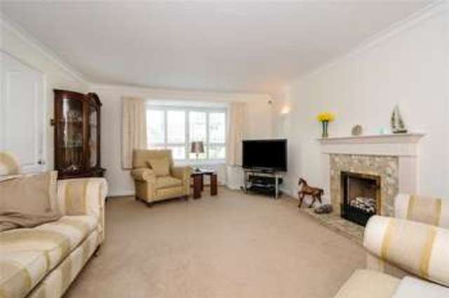  Image of 4 bedroom Detached house for sale in Bluebell Meadow Winnersh Wokingham RG41 at Winnersh Wokingham Winnersh, RG41 5UW