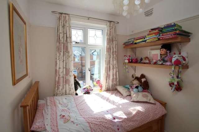  Image of 4 bedroom Property for sale in Hillbrow Road Southbourne Bournemouth BH6 at Hillbrow Road  Bournemouth, BH6 5NT