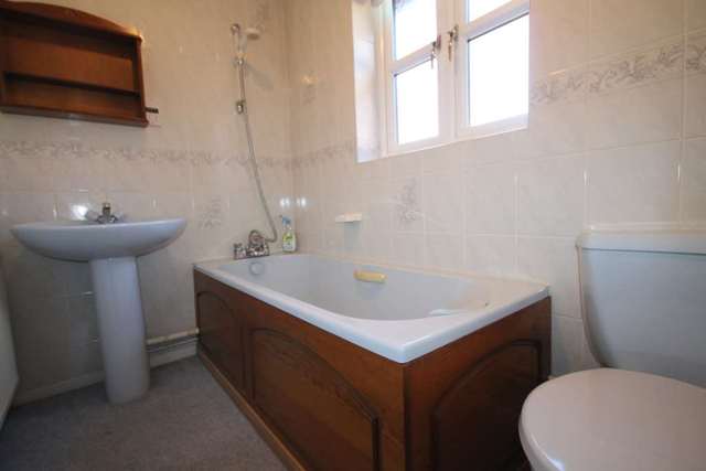  Image of 2 bedroom Detached house for sale in Bracken Hill Newtown Linford Leicester LE6 at Bracken Hill Newtown Linford Leicester, LE6 0HJ