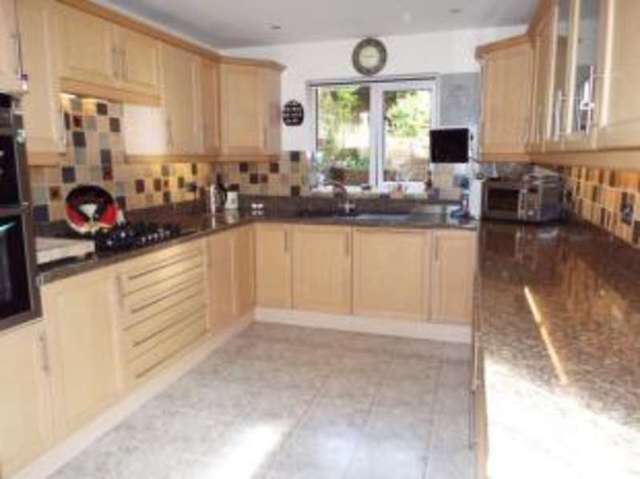  Image of 4 bedroom Detached house for sale in Grange Road Bracknell RG12 at Bracknell Berkshire Easthampstead, RG12 2HZ
