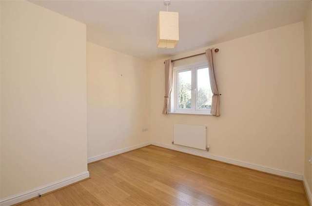  Image of 2 bedroom Maisonette for sale in Bradley Street Tonbridge TN9 at Tonbridge Kent Tonbridge, TN9 1HW