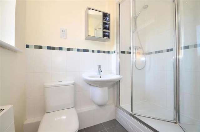  Image of 2 bedroom Maisonette for sale in Bradley Street Tonbridge TN9 at Tonbridge Kent Tonbridge, TN9 1HW
