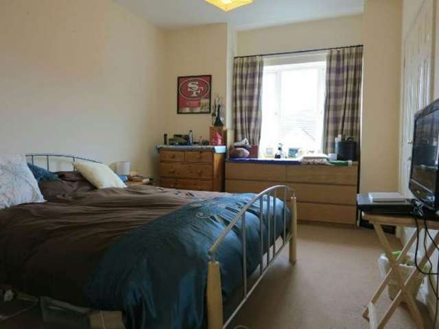  Image of 2 bedroom Flat to rent in Branagh Court Reading RG30 at Branagh Court  Reading, RG30 2QZ