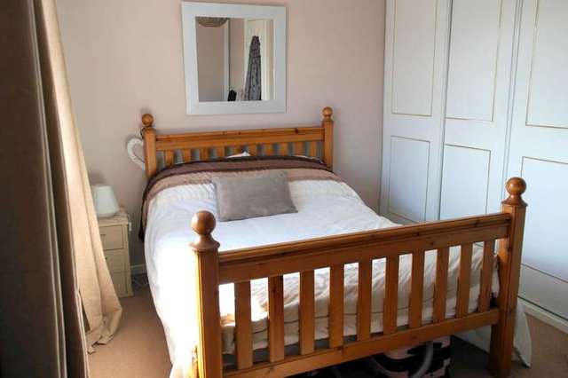  Image of 1 bedroom Apartment to rent in Bransby Court Farsley Pudsey LS28 at Farsley, LS28 5UP