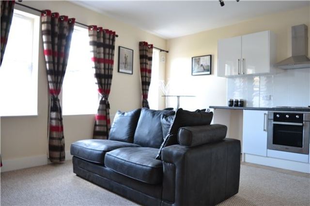  Image of 1 bedroom Flat for sale in Braybrooke Road Hastings TN34 at East Sussex, TN34 1TA