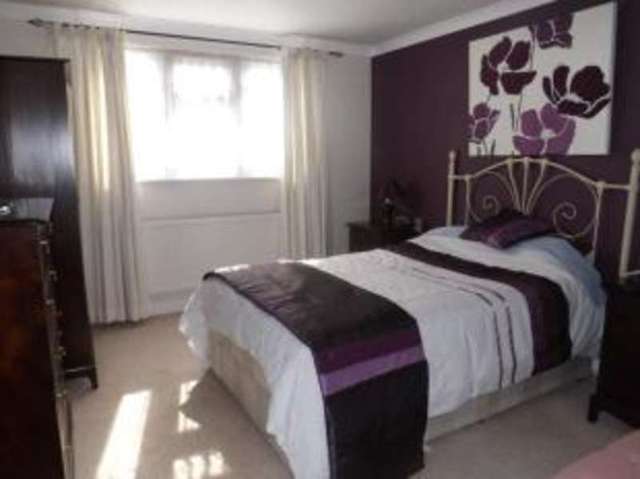  Image of 4 bedroom Detached house for sale in Queens Road Brentwood CM14 at Brentwood Essex Brook Street, CM14 4HE