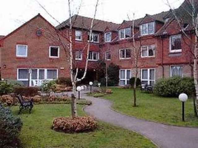  Image of 1 bedroom Retirement Property for sale in Springfield Meadows Weybridge KT13 at Springfield Meadow  Weybridge, KT13 8BE