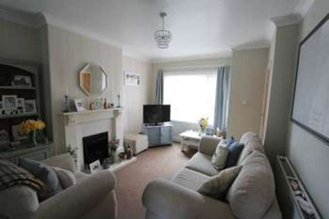  Image of 2 bedroom Terraced house for sale in Bristol Road Hull HU5 at Bristol Road Wold Road Hull, HU5 5XN