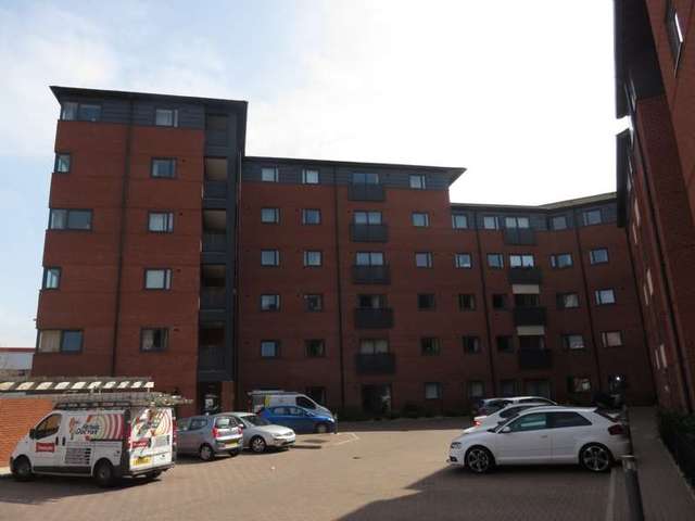  Image of 2 bedroom Flat for sale in Broad Gauge Way Wolverhampton WV10 at Wolverhampton, WV10 0AX