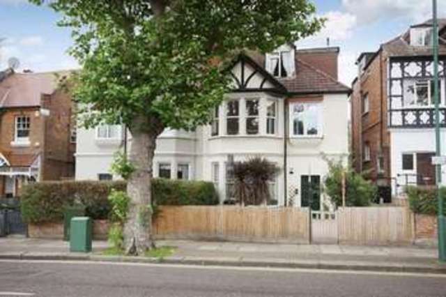  Image of 3 bedroom Flat for sale in Brondesbury Park London NW2 at Brondesbury Park Brondesbury Park London, NW2 5JN