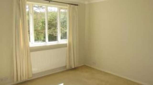  Image of 1 bedroom Flat for sale in St. Annes Rise Redhill RH1 at St. Annes Rise Redhill Redhill, RH1 1AN