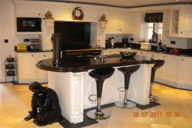  Image of 7 bedroom Detached house to rent in The Woodlands Tatenhill Burton-on-Trent DE13 at Burton-on-Trent, DE13 9QZ