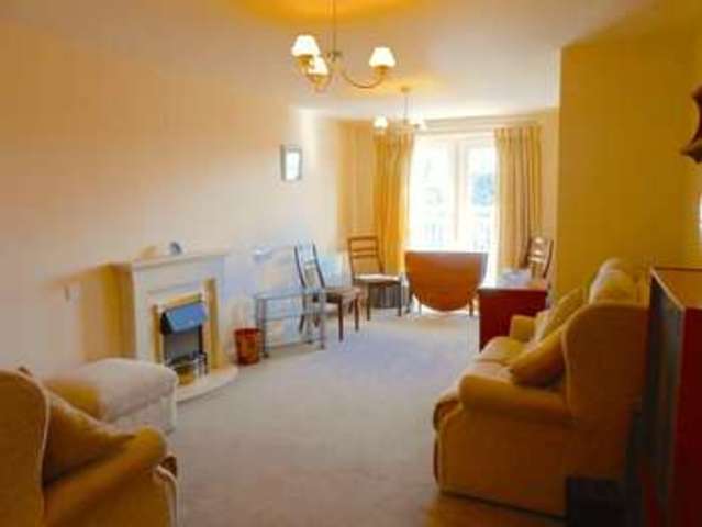  Image of 2 bedroom Flat for sale in Long Eaton Long Eaton Nottingham NG10 at Tamworth Road Long Eaton Nottingham, NG10 1BD