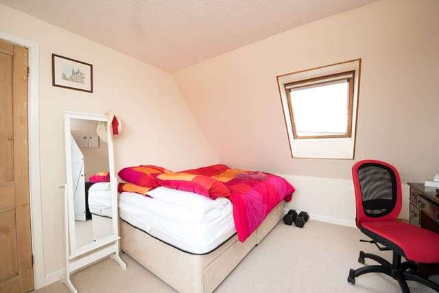  Image of 5 bedroom Detached house for sale in Brooks Lane Bosham Chichester PO18 at Brooks Lane Bosham Chichester, PO18 8JT