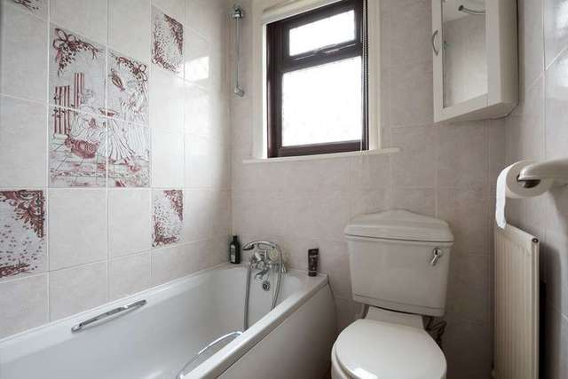  Image of 5 bedroom Detached house for sale in Brooks Lane Bosham Chichester PO18 at Brooks Lane Bosham Chichester, PO18 8JT