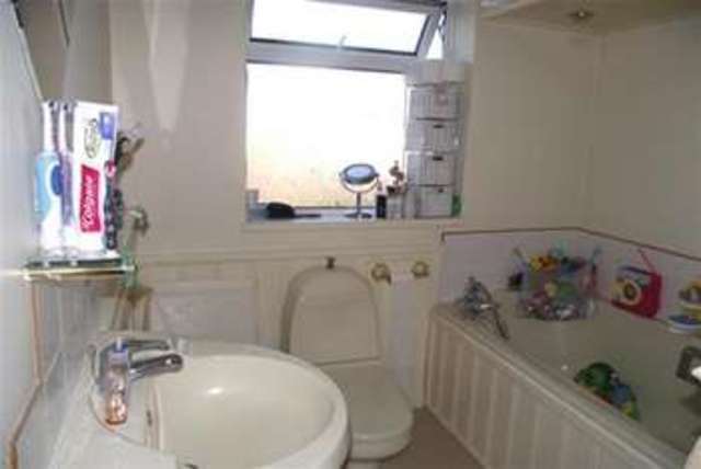  Image of 3 bedroom Detached house to rent in Bryanston Road Southampton SO19 at Southampton, SO19 7AL
