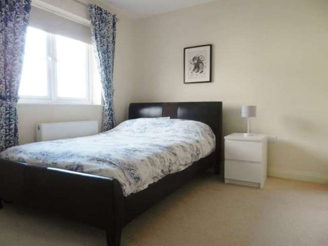  Image of 3 bedroom Detached house for sale in Bryn Celyn Llanharry Pontyclun CF72 at Bryn Celyn Llanharry Pontyclun, CF72 9ZG