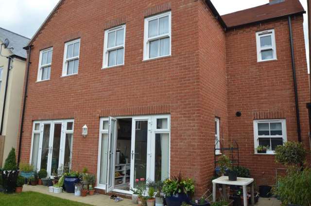  Image of 4 bedroom Detached house for sale in Catchpin Street Buckingham MK18 at Catchpin Street  Buckingham, MK18 7RR
