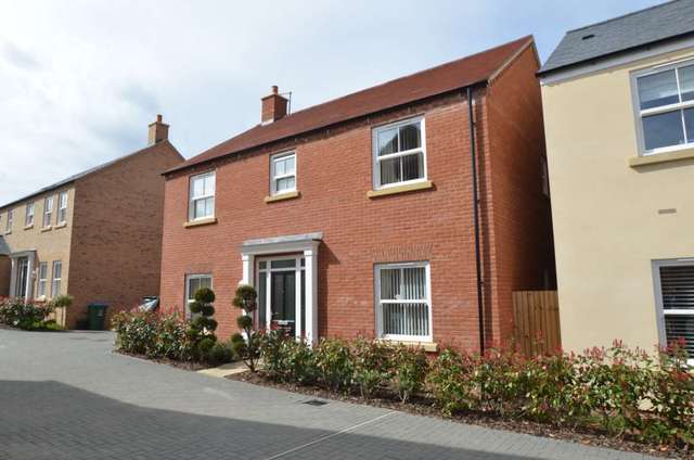  Image of 4 bedroom Detached house for sale in Catchpin Street Buckingham MK18 at Catchpin Street  Buckingham, MK18 7RR