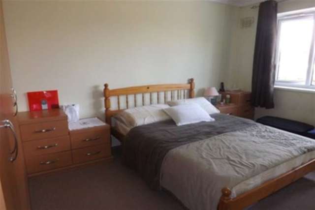  Image of 3 bedroom Semi-Detached house to rent in Burford Close Solihull B92 at Solihull, B92 8EA
