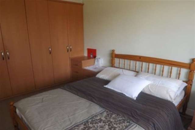  Image of 3 bedroom Semi-Detached house to rent in Burford Close Solihull B92 at Solihull, B92 8EA
