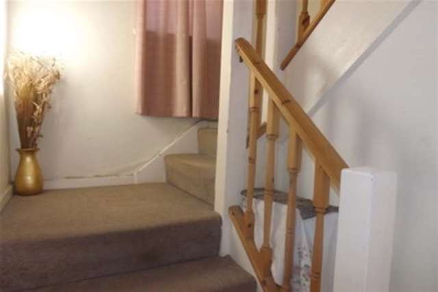  Image of 3 bedroom Semi-Detached house to rent in Burford Close Solihull B92 at Solihull, B92 8EA
