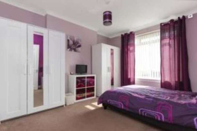  Image of 2 bedroom Flat for sale in Burnbrae Street Glasgow G21 at Springburn Glasgow Springburn, G21 4JZ