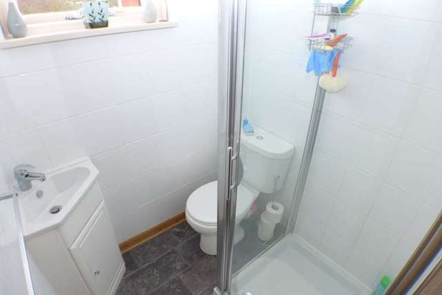  Image of 4 bedroom Semi-Detached house for sale in Burnt Oak Lane Blackfen Sidcup DA15 at Burnt Oak Lane  Sidcup, DA15 9BW