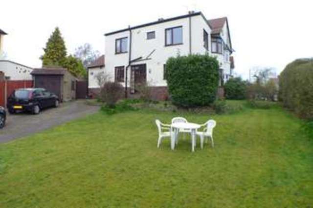  Image of 4 bedroom Semi-Detached house for sale in Burnt Oak Lane Blackfen Sidcup DA15 at Burnt Oak Lane  Sidcup, DA15 9BW