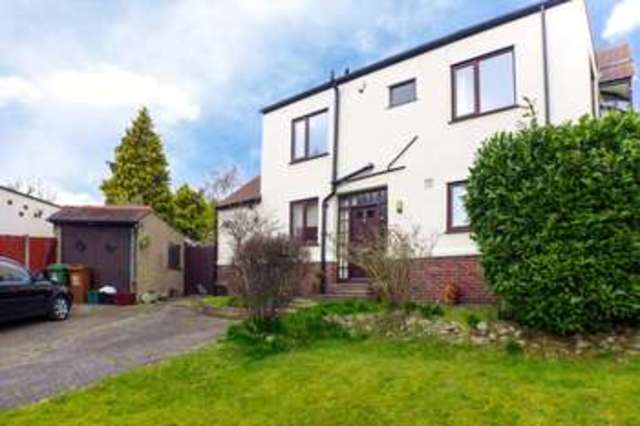  Image of 4 bedroom Semi-Detached house for sale in Burnt Oak Lane Blackfen Sidcup DA15 at Burnt Oak Lane  Sidcup, DA15 9BW