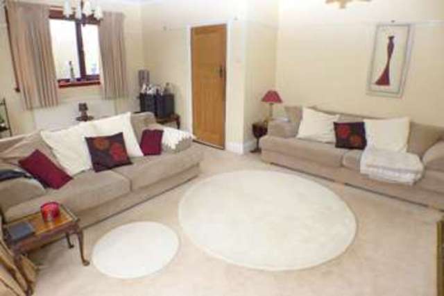  Image of 4 bedroom Semi-Detached house for sale in Burnt Oak Lane Blackfen Sidcup DA15 at Burnt Oak Lane  Sidcup, DA15 9BW