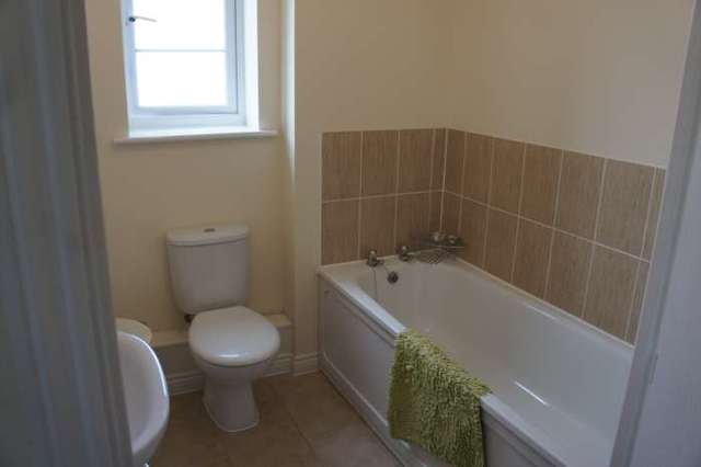  Image of 2 bedroom Apartment to rent in Grayrigg Road Maidenbower Crawley RH10 at Buttermere Court Greyrigg Road Crawley, RH10 7PD