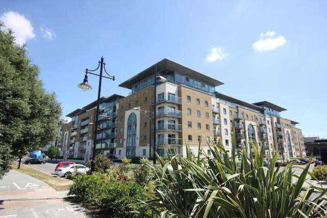  Image of 1 bedroom Flat to rent in Cadogan Road London SE18 at Cadogan Road  London, SE18 6RB