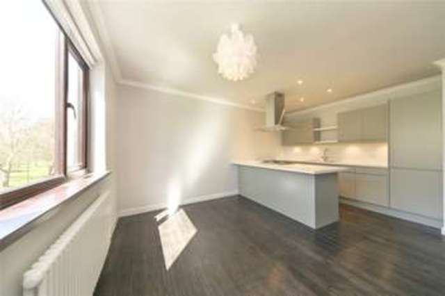  Image of 2 bedroom Flat to rent in Cadogan Terrace London E9 at Homerton London Hackney Wick, E9 5HR