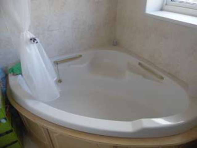  Image of 3 bedroom Semi-Detached house for sale in Cairns Close Bradford BD2 at Bradford Bradford, BD2 1EW