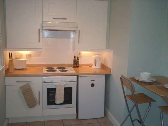  Image of 1 bedroom Flat for sale in Caledonia Court Paisley PA3 at Caledonia Court, Greenock Road  Paisley, PA3 2LL