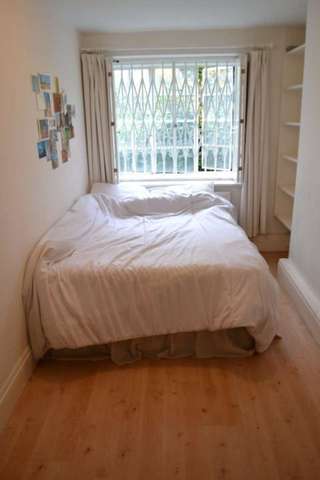  Image of 2 bedroom Flat to rent in Camberwell Grove London SE5 at Camberwell Grove  London, SE5 8RH