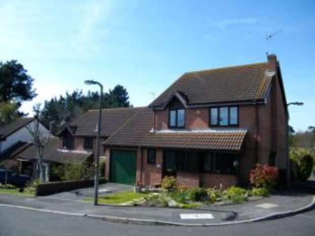  Image of 4 bedroom Detached house for sale in Winterhayes Close Poole BH17 at Canford Heath Poole Waterloo, BH17 9HP