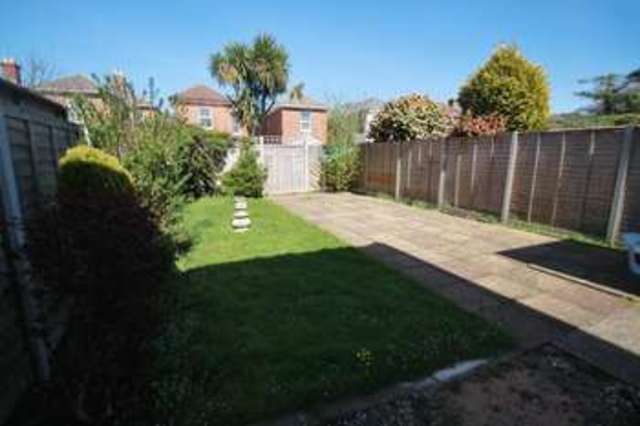  Image of 5 bedroom Detached house to rent in Capstone Road Bournemouth BH8 at Capstone Road  Bournemouth, BH8 8RT