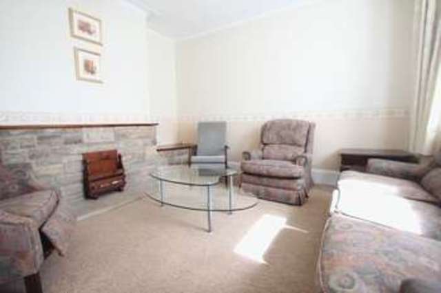  Image of 5 bedroom Detached house to rent in Capstone Road Bournemouth BH8 at Capstone Road  Bournemouth, BH8 8RT
