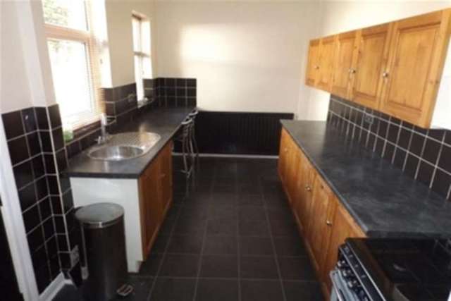  Image of 2 bedroom Terraced house to rent in Carter Lane Mansfield NG18 at Mansfield, NG18 3DQ