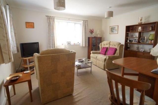  Image of 2 bedroom Apartment for sale in Cleeve Road Downend Bristol BS16 at Cleeve Road  Downend, BS16 6AD