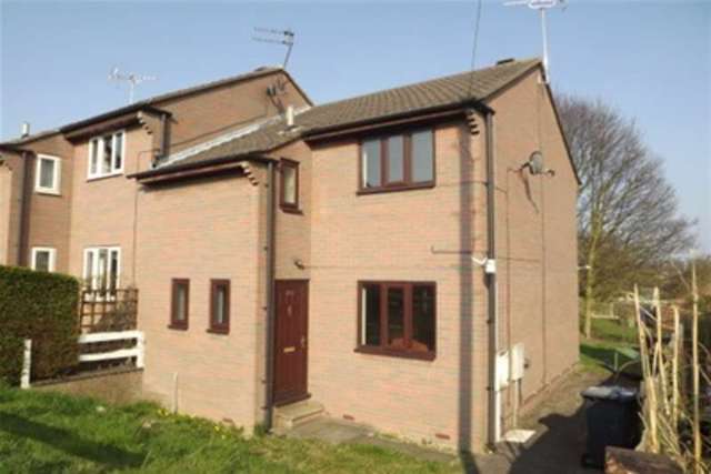  Image of 3 bedroom Detached house to rent in Cemetery Road Danesmoor Chesterfield S45 at Chesterfield, S45 9DA