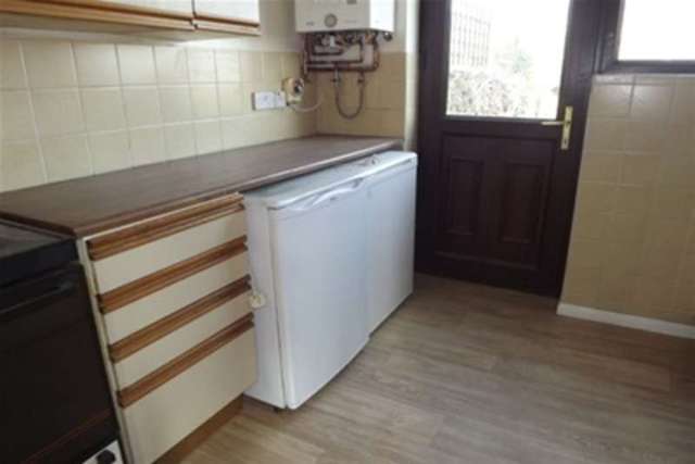  Image of 3 bedroom Detached house to rent in Cemetery Road Danesmoor Chesterfield S45 at Chesterfield, S45 9DA
