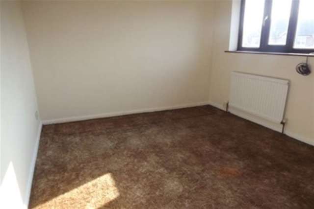  Image of 3 bedroom Detached house to rent in Cemetery Road Danesmoor Chesterfield S45 at Chesterfield, S45 9DA